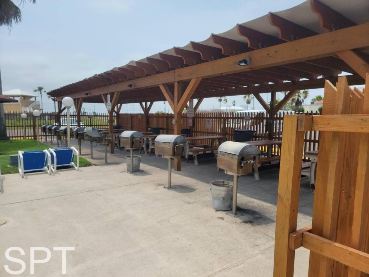 Beach Access Condo With Pool, Hot Tub Area & Bbq - Gulfview I - Unit 213 サウス・パドリー・アイランド エクステリア 写真