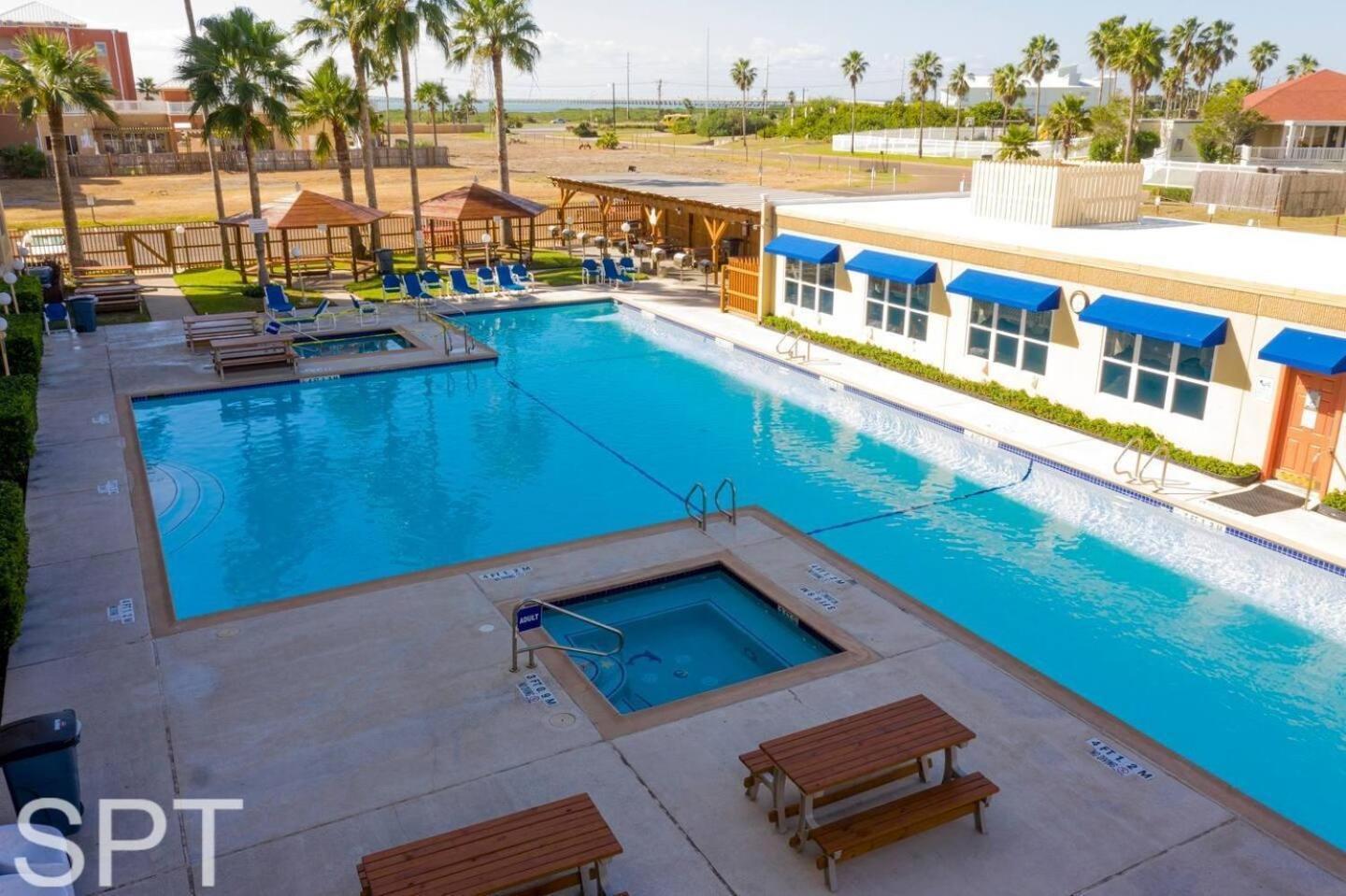 Beach Access Condo With Pool, Hot Tub Area & Bbq - Gulfview I - Unit 213 サウス・パドリー・アイランド エクステリア 写真